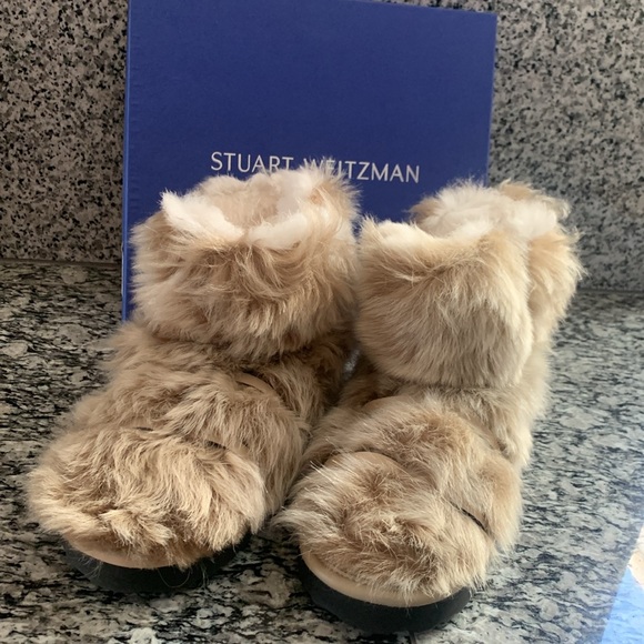 Stuart Weitzman Shearling - Picture 3 of 17